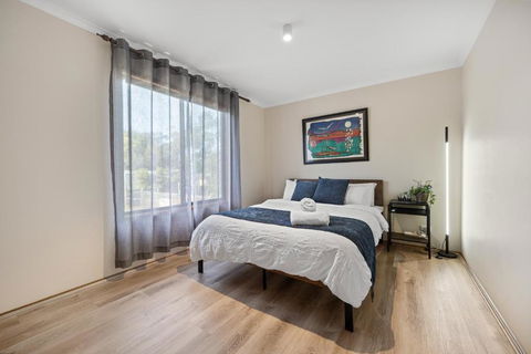 INVERLOCH Beach House - Getaway Accommodation 3