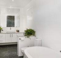 Aditi - timber vacation home - Getaway Accommodation