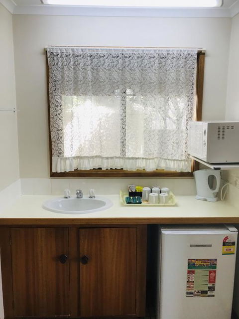 Alfred Motor Inn - Getaway Accommodation 3