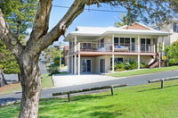 Book Bonny Hills Accommodation Vacations Getaway Accommodation Getaway Accommodation