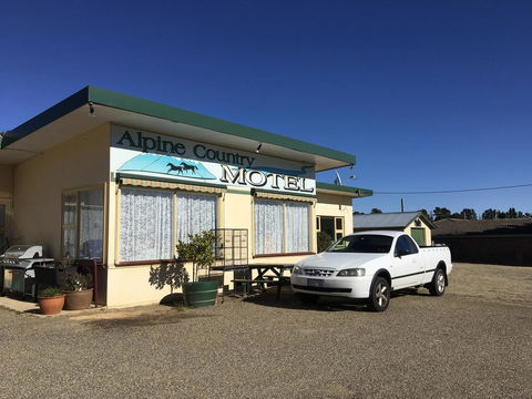 Alpine Country Motel - Getaway Accommodation 1