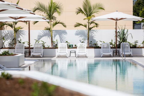 Arise Ruby Gold Coast - Getaway Accommodation 3