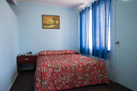 Artesian Motor Inn - Getaway Accommodation 2