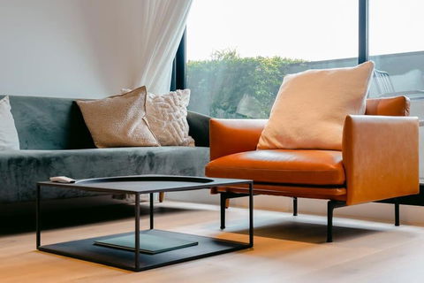 Luxurious Elsternwick Apt Living With Parking - Getaway Accommodation 2