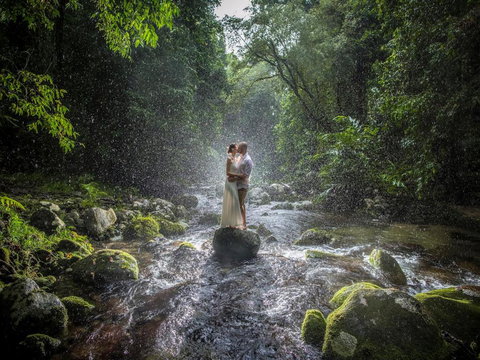 Misty Mountains Hideaway - Getaway Accommodation 3