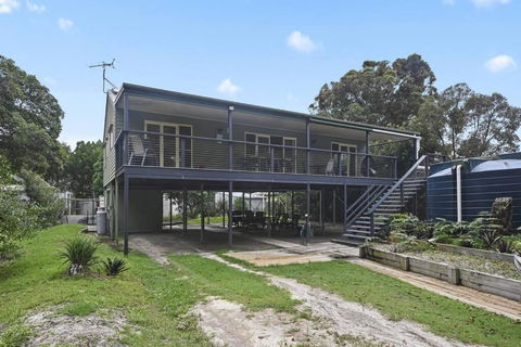 Moreton Island Retreat - Getaway Accommodation 0