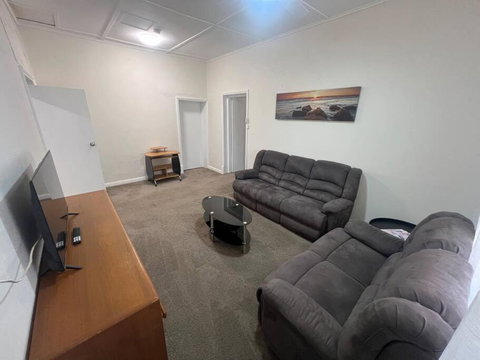 North Parade Accommodation - Getaway Accommodation 1