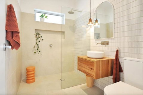 Pine At Arlos Glenelg South - Getaway Accommodation 2