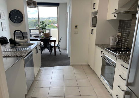 Qbn Cracker: 2BR, 2BA, 2 Secure B/ Ment Car Parks - Getaway Accommodation 3