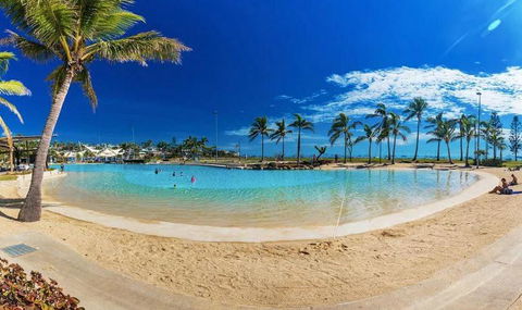 QCWA Cheerful Cottage - Airlie Beach - Getaway Accommodation 3