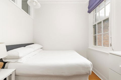 Quaint 3-Bed Heritage Home In The Heart Of Sydney - Getaway Accommodation 3