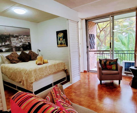 Quaint & Tranquil Subiaco 1 Bedroom Apartment - Getaway Accommodation 2