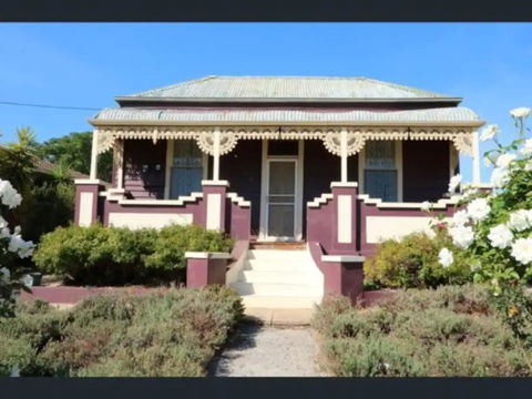 R&R Blue Diamond Luxury Cottage Maryborough, Vic - Getaway Accommodation 0