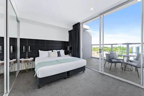 Premium Apartments Chatswood - Getaway Accommodation 1