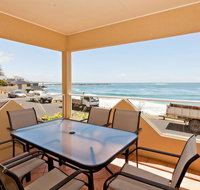 Avalon 2- uninterrupted views- almost on the beach - Getaway Accommodation