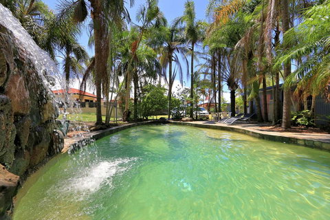 Bargara Gardens Boutique Villas - Getaway Accommodation 1