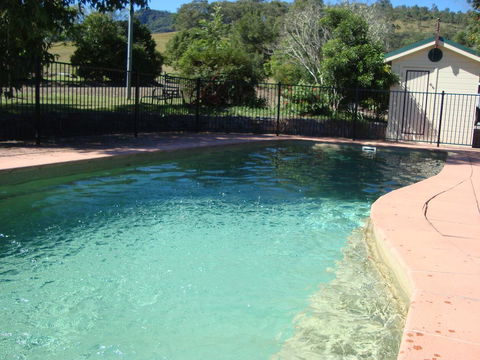 Barrington River House - Getaway Accommodation 3