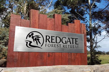 Redgate Forest Retreat with Getaway Accommodation