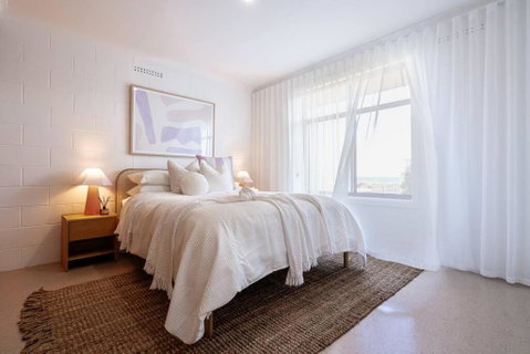Renovated Apartment With Ocean Views - Getaway Accommodation 0