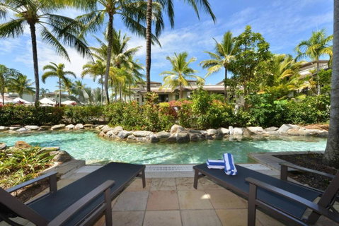 Resort-style Swim Out - A True Tropical Oasis - Getaway Accommodation 0