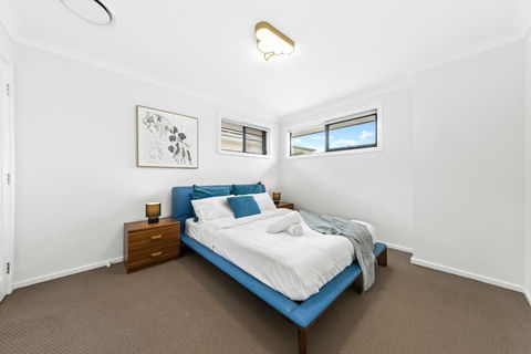 Rouse Hill Fancy 5bedrooms House - Getaway Accommodation 3