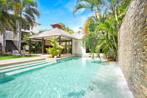 Royal Pavillions City Escape - Getaway Accommodation 0