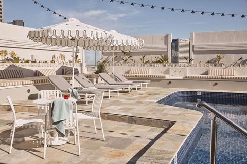 Rydges Melbourne - Getaway Accommodation 1