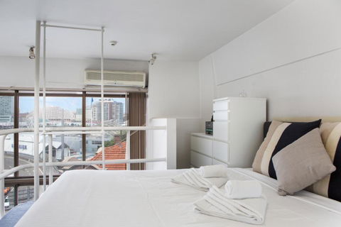 S203S - The Loft By Darling Harbour - Getaway Accommodation 2