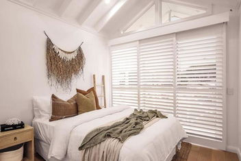 SALTY PALMS On HENLEY -THREE with Getaway Accommodation