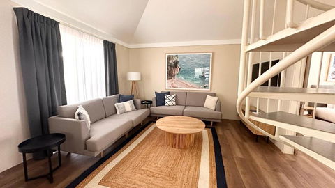Sandblu: Resort Villa On The Beach - Getaway Accommodation 0