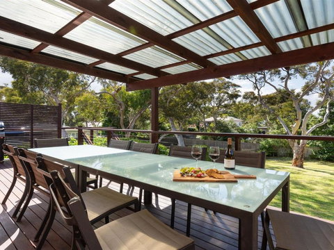 Sandcastles - Getaway Accommodation 2