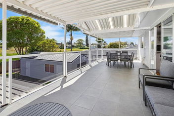 Sandy Dreams with Getaway Accommodation