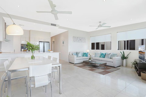 Beachside Vibes, Sunshine Beach - Getaway Accommodation 3