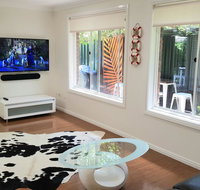 Beachside Villa Ettalong Beach - Getaway Accommodation