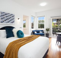 Beautiful Studio in Heritage Building with Balcony - Getaway Accommodation