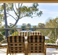 Bellima Beach House' 9 Jackson Close - huge duplex with air con and fabulous views - Getaway Accommodation