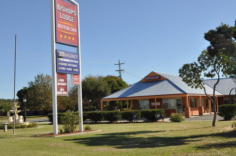 Bishop's Lodge Motor Inn - Getaway Accommodation 0