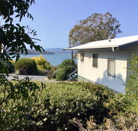 Blue Waters Holiday Cottages - Getaway Accommodation