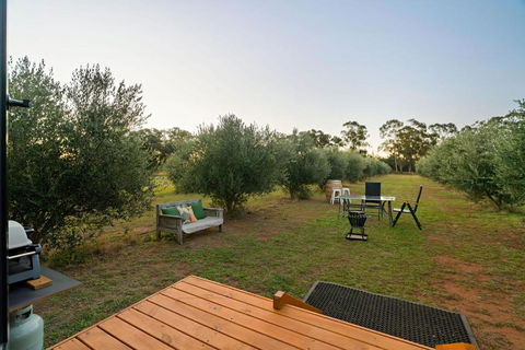 The Little Grove Retreat By Tiny Away - Getaway Accommodation 2