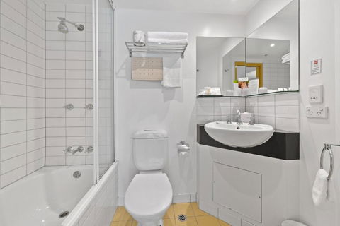 YEHS Hotel Melbourne CBD - Getaway Accommodation 2