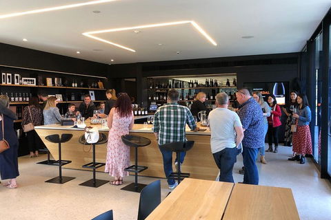 Beer, Wine And Gin (The Ultimate Tastings.) - Getaway Accommodation 5