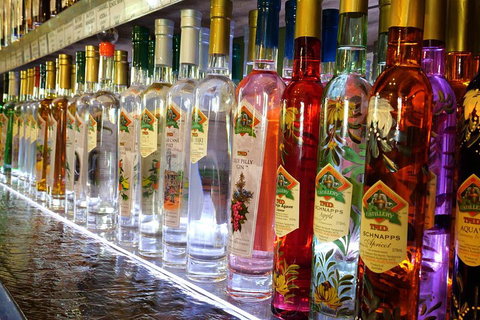 Bar & Brewery Tour - Getaway Accommodation 4