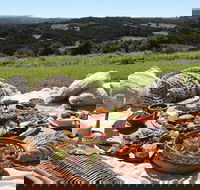 A picnic in Byron Bay - Getaway Accommodation