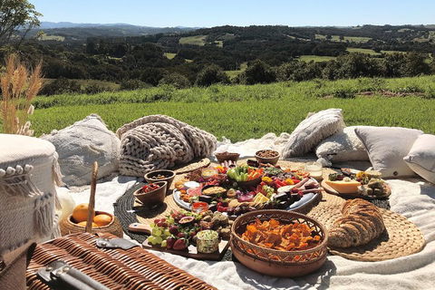 A Picnic In Byron Bay - Getaway Accommodation 0