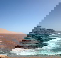 Kalbarri Pink Lake and Abrolhos Islands Nature Tour - Getaway Accommodation