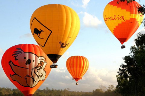 Natural Bridge & Springbrook Waterfalls Tour + Hot Air Balloon With Breakfast - Getaway Accommodation 0