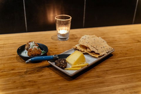 The Flavors Of Perth: Fremantle Wine & Bites Private Tour - Getaway Accommodation 4