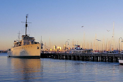 Melbourne City And Williamstown Ferry Cruise - Getaway Accommodation 4