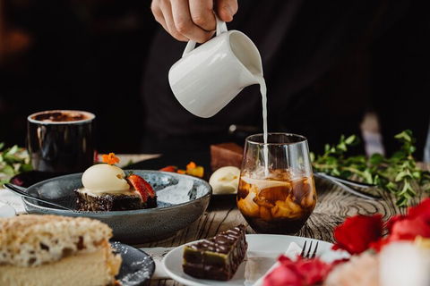 Adelaide Hills Food, Wine, Cheese, & Chocolate - Private Day Tour - Getaway Accommodation 5