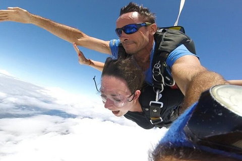 Byron Bay Tandem Sky Dive - Getaway Accommodation 2